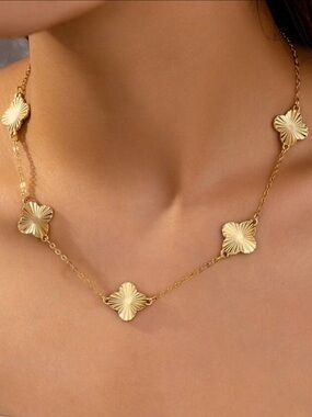 Kohl's Gold Floral Station Necklace